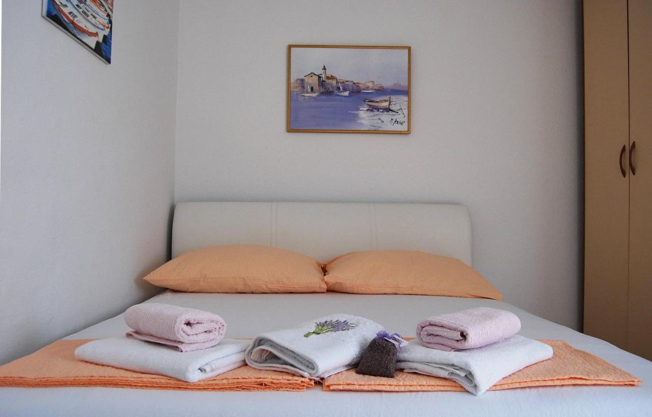 Apartment Lili Сплитска Экстерьер фото